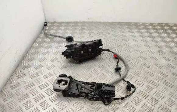 Volkswagen Arteon Front door lock 3NB837015B