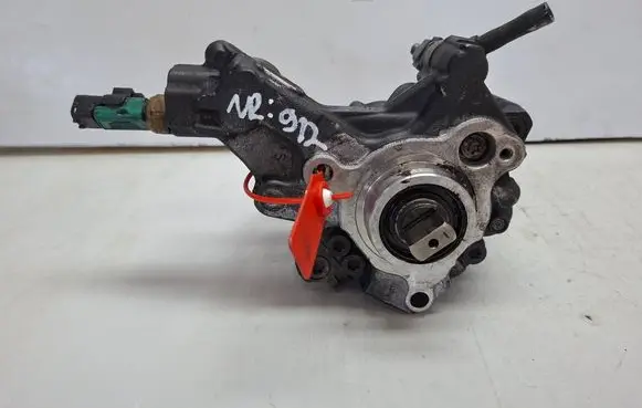 Citroen C5 Fuel injection high pressure pump S27647912 9656391680