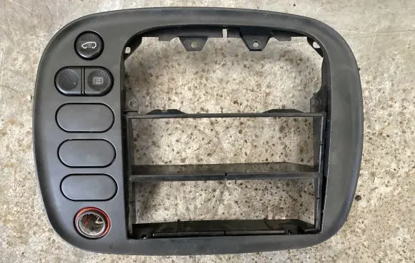 Seat Alhambra (Mk1) Radio/GPS head unit trim A045000