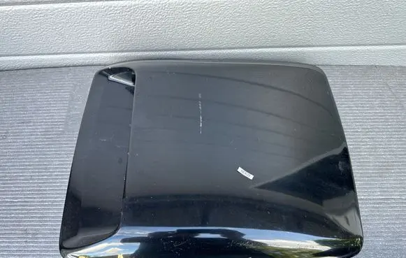 Nissan Patrol Y61 Engine hood trim 65852VB325