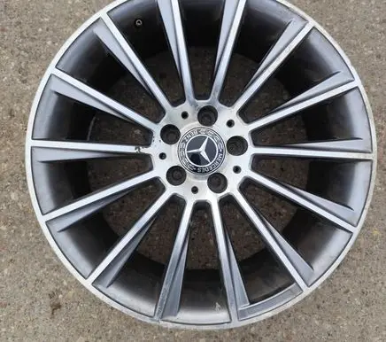 Mercedes-Benz C W206 R19 alloy rim 