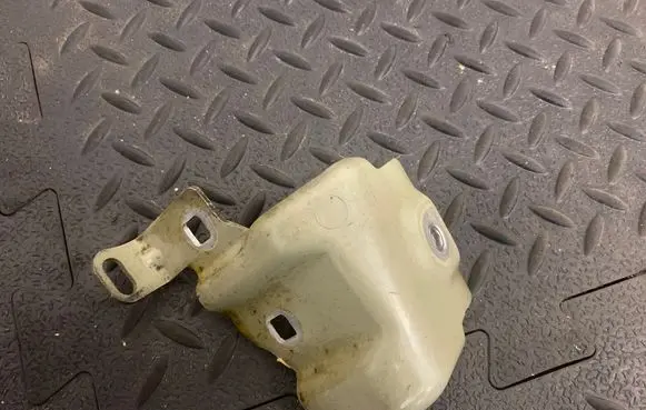 Mercedes-Benz S W222 Fender mounting bracket A2228801014 014195A