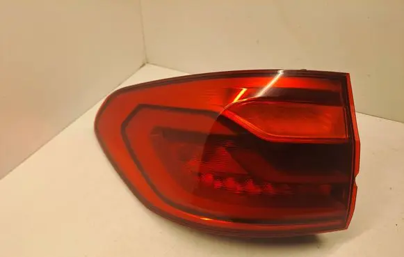 BMW 5 G30 G31 G38 Rear/tail lights 631001 631000 7388947