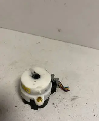 Volvo V70 Ignition lock contact 8645228