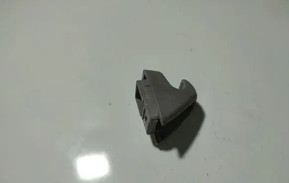 Sun visor clip/hook/bracket