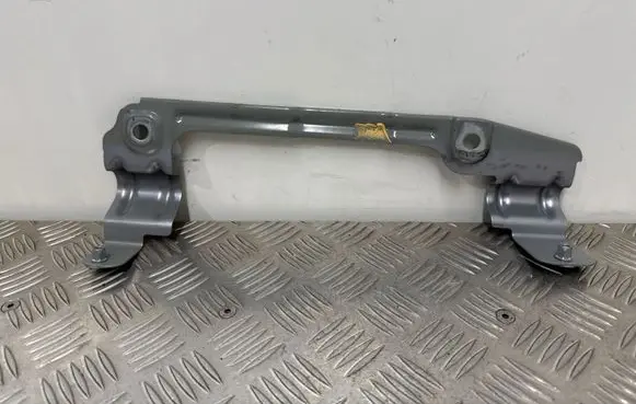 Audi A6 S6 C8 4K Fender mounting bracket 4K0821168