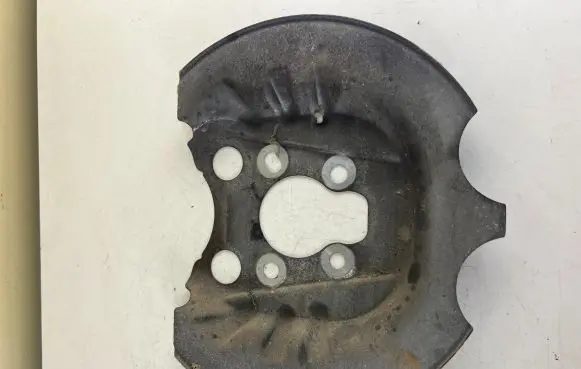 Citroen DS5 Rear brake disc plate dust cover 54104612