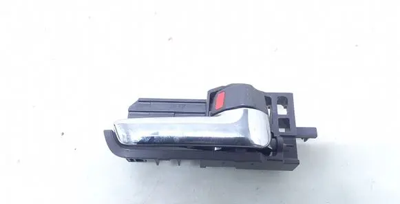 Suzuki Swift I Rear door interior handle