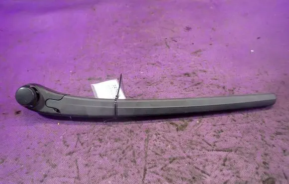 Seat Altea XL Rear wiper blade arm 