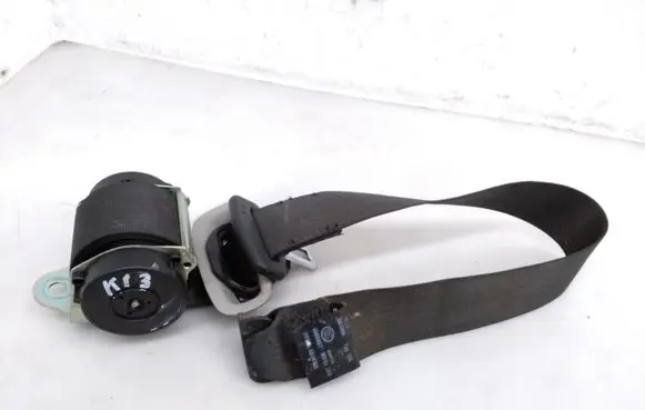 Opel Zafira C Third row seat belt 13332243 13251333