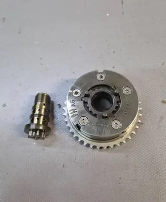 Porsche Cayenne (9Y0 9Y3) Camshaft pulley/ VANOS 06M109087F 0506184107