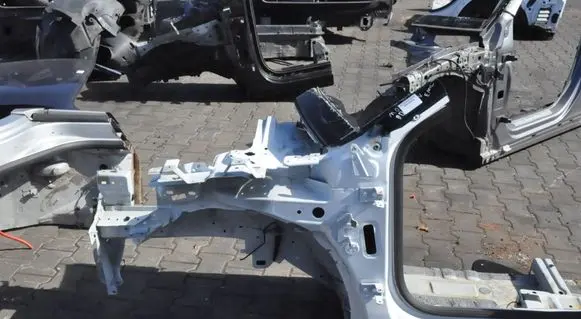 Opel Mokka B Front quarter panel 