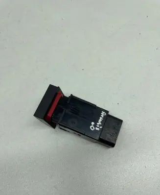 Toyota Avensis T220 Hazard light switch 153309