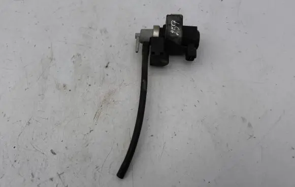 Hyundai i30 Valve vacuum 
