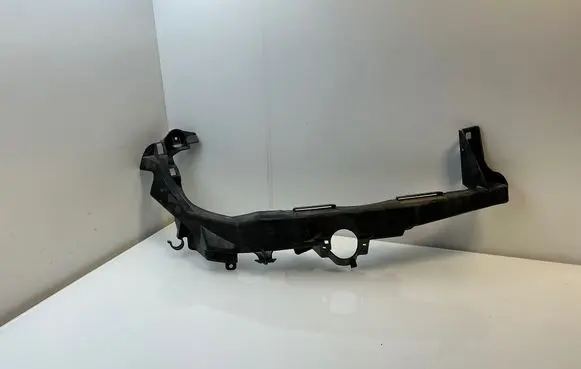 BMW 3 E90 E91 Headlight/headlamp mounting bracket 7138402
