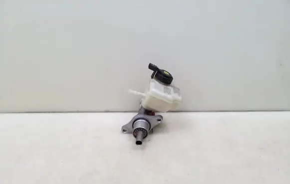 Volkswagen Caddy Master brake cylinder 1K1611301D