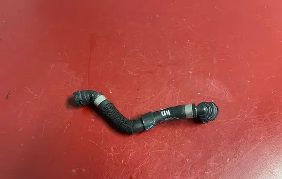 BMW X1 U11 Engine coolant pipe/hose 5A0C5A2