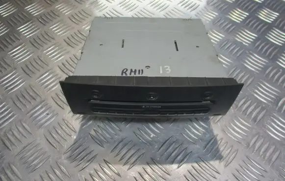 Renault Megane II CD/DVD changer 8200485082