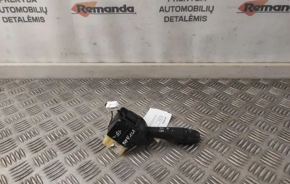 Opel Vivaro Indicator stalk 255670610R E10745573
