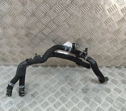 Audi e-tron Engine coolant pipe/hose 4KE121036B