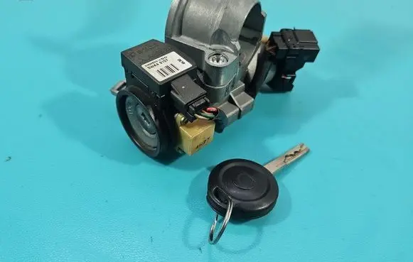 Smart ForFour I Ignition lock 5WK45107 IMPRK1506349