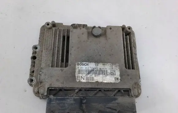 Opel Zafira B Engine control unit/module ECU 552056210281013593