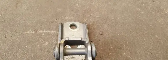 Toyota Auris E180 Rear door lower hinge
