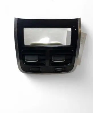 Rear air vent grill