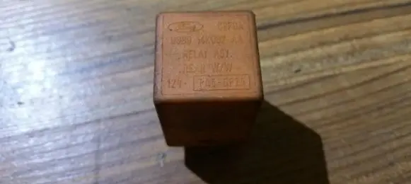 Ford Mondeo MK I Other relay 93bg14k087aa c8f6a