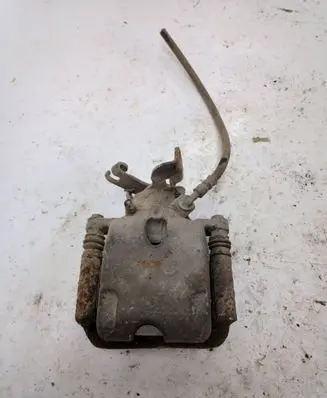 Opel Insignia A Rear brake caliper