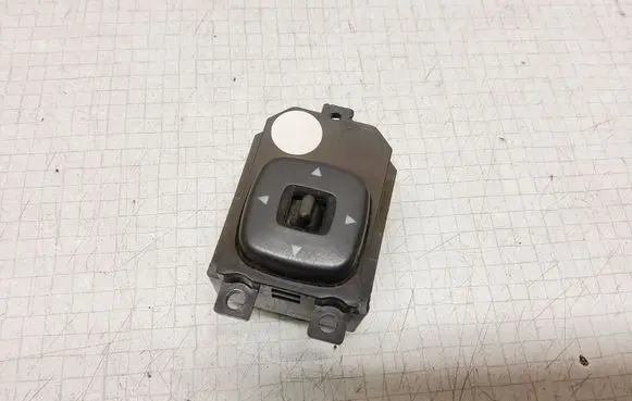 Nissan Almera N16 Wing mirror switch