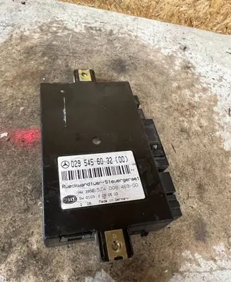 Mercedes-Benz E W211 Other control units/modules 0295456032 5ZA00846900