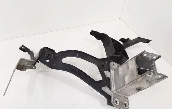 BMW 5 E60 E61 Front bumper mounting bracket 11267310