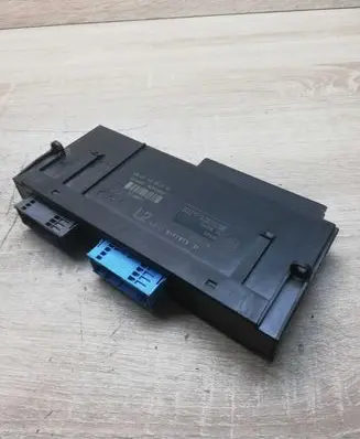 BMW 1 E81 E87 Central body control module 9177979 10681810