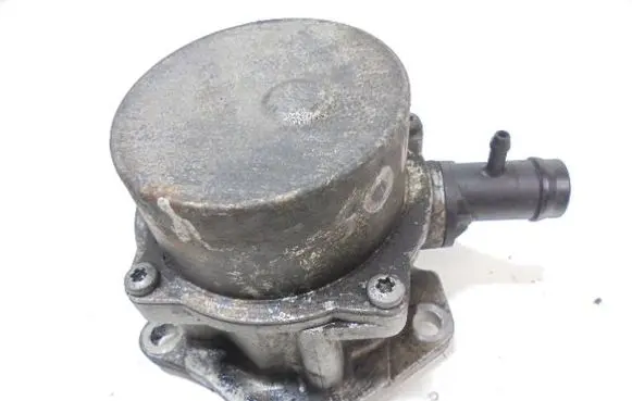 Renault Kangoo II Vacuum pump 7006730301