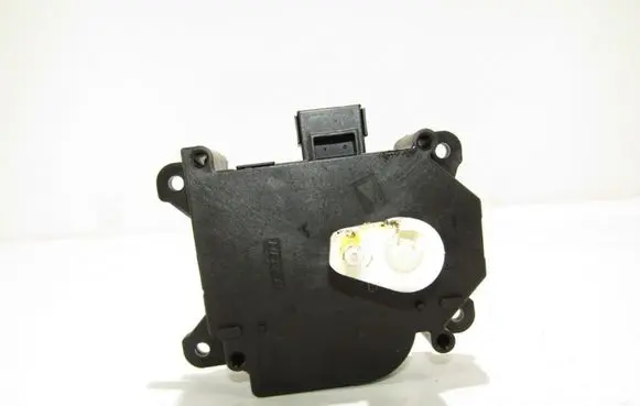 Toyota Auris 150 Air flap motor/actuator 1138002840