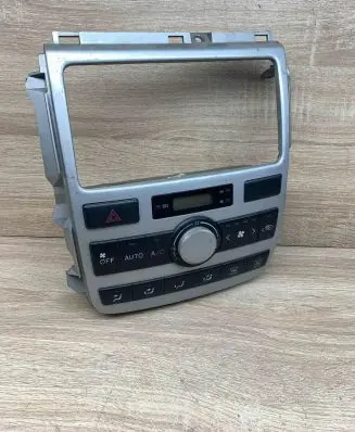 Toyota Avensis Verso Climate control unit 5590044490