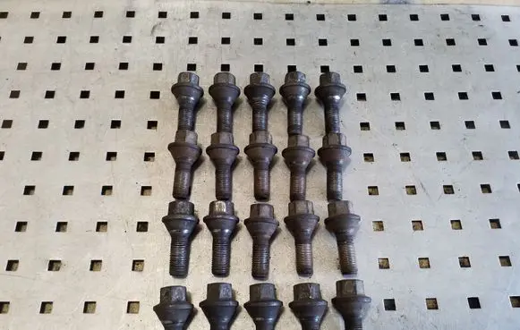 Renault Trafic II (X83) Nuts/bolts 