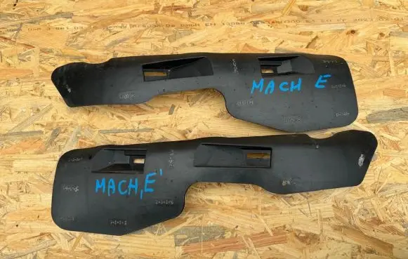 Ford Mustang Mach-E Front bumper mounting bracket LJ8B-17E856-AC LJ8B-17E857-AC