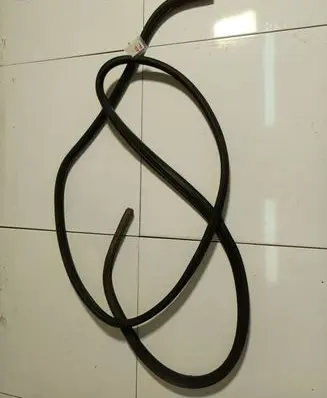 Iveco Daily 30.8 - 9 Rubber seal front coupe door 