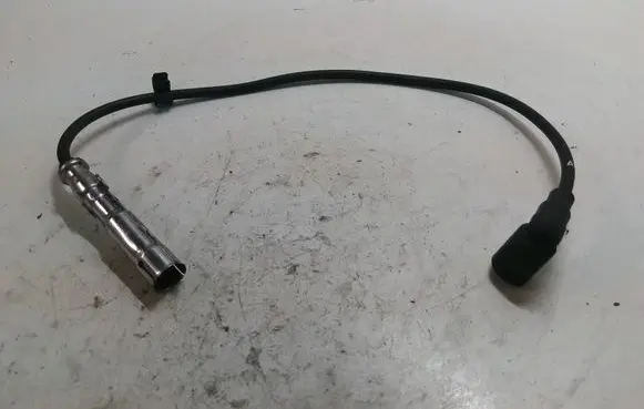 Audi A3 S3 8L Ignition plug leads 06A035255C 06A035281A