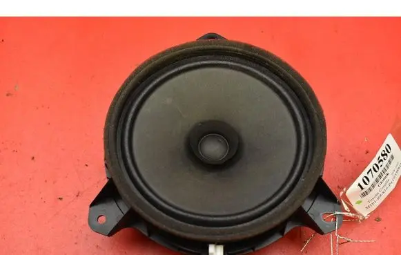 Toyota Corolla E10 Subwoofer speaker EAS16P884A