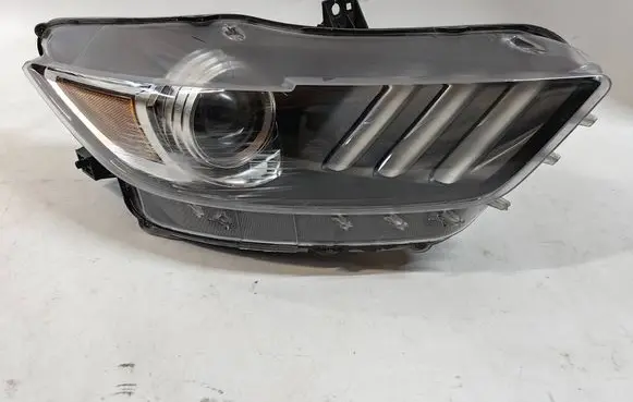 Ford Mustang VI Headlight/headlamp 
