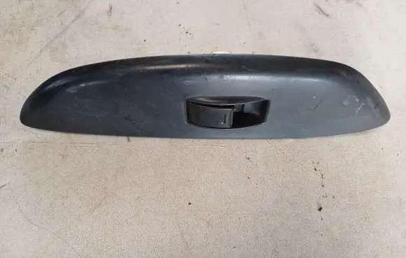 Toyota Yaris Electric window control switch