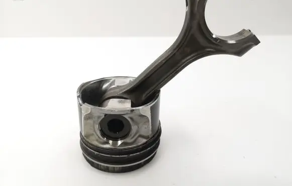 Toyota Corolla Verso AR10 Piston 7EA22374