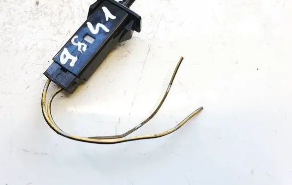 Toyota Avensis T220 Brake pedal sensor switch