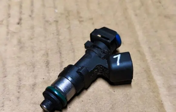 Chrysler 300 - 300C Fuel injector 0280158028