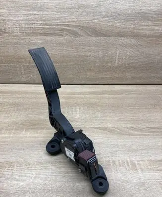 Hyundai i20 (GB IB) Accelerator throttle pedal 327001RXXX