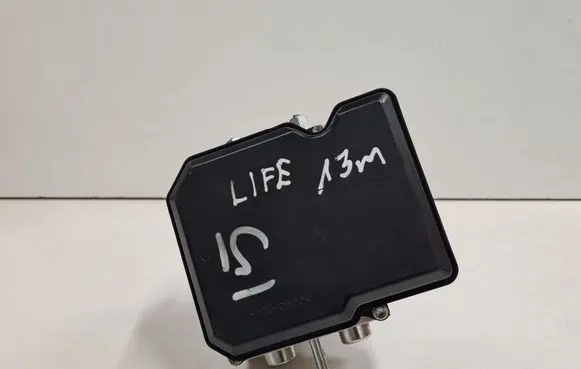 Nissan Leaf I (ZE0) ABS Pump 3313J002 476603NF0A