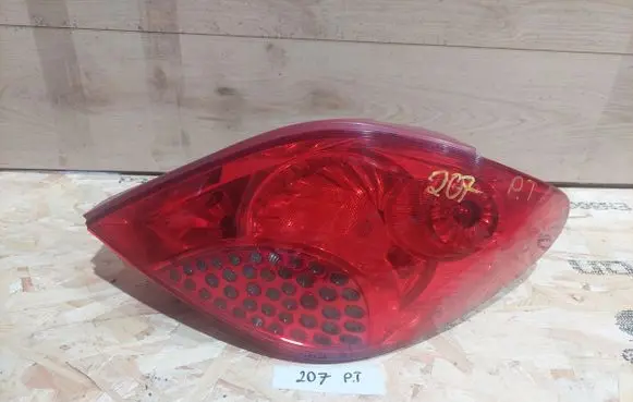 Peugeot 207 Rear/tail lights